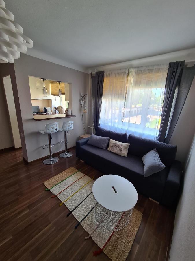 Central Line Apartment Ventspils Exterior photo